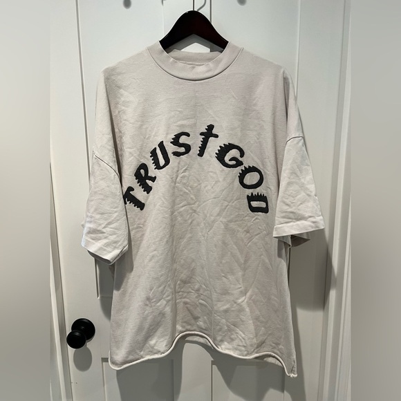 Sunday Service Kanye West Trust God T-Shirt Cactus Plant Flea Market- Size XL - Picture 2 of 5